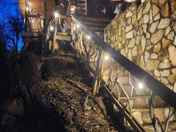 822 Shuler Lk, Bryson City, NC 28771