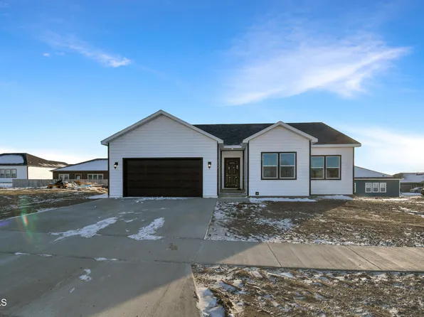3733 32nd St W, Williston, ND 58801
