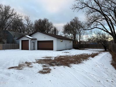 121 9th Ave SE, Mandan, ND, 58554