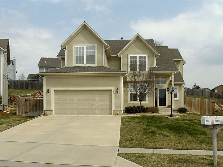 Front of this former model beauty