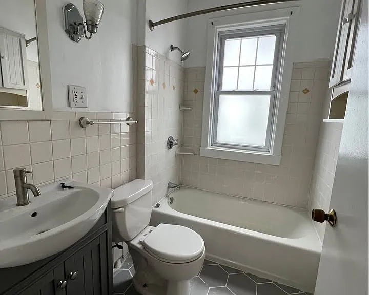 512 Central Ave #1 — Photo 11