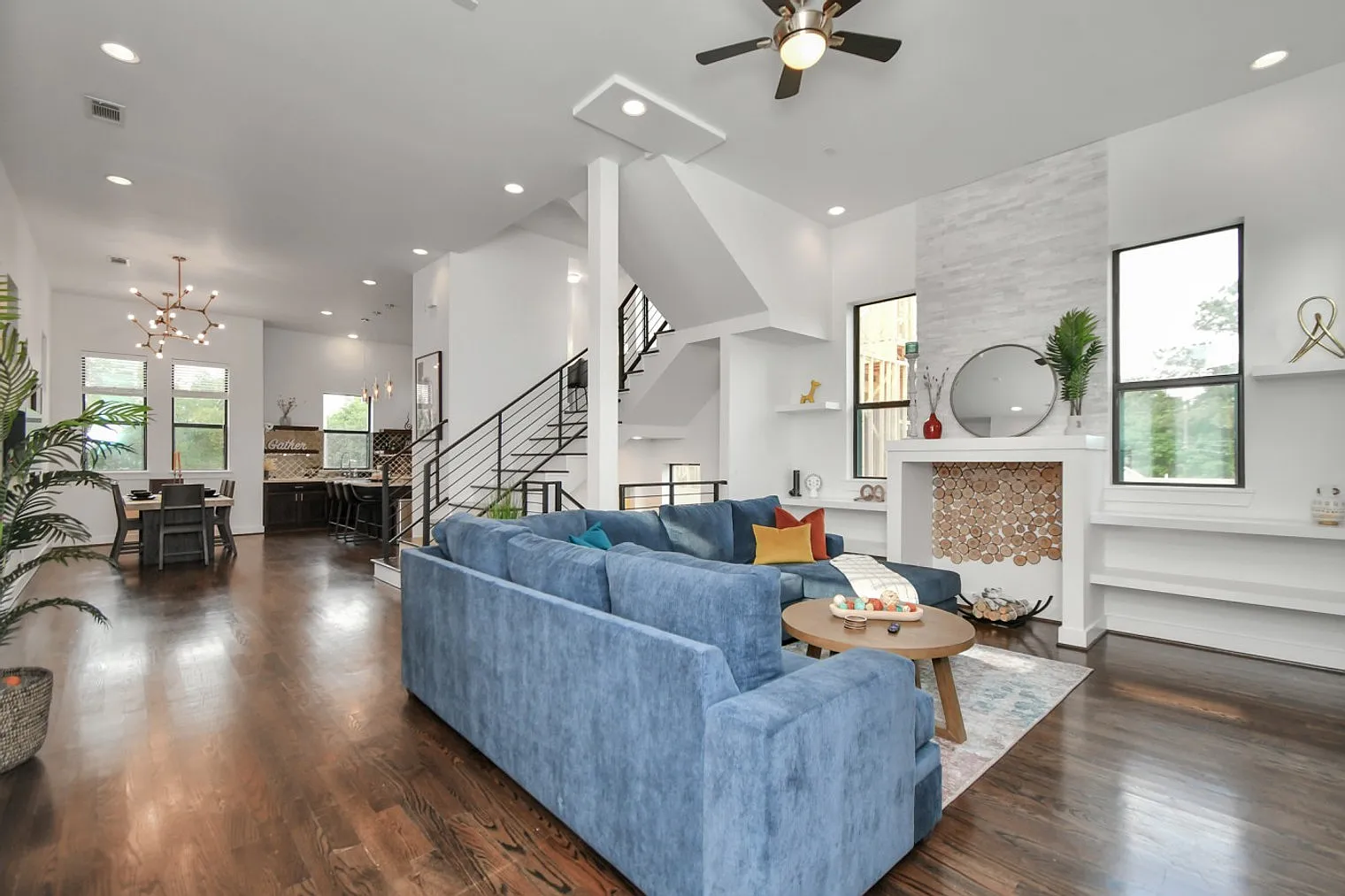 4 bed, 3.0 bath, $7,800 — Photo 3