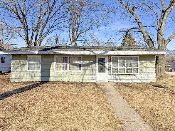 1502 Marigold Ln, Champaign, IL 61821