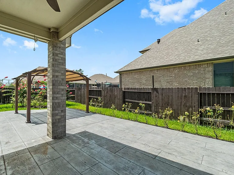 2840 Jehlon Ln — Photo 44