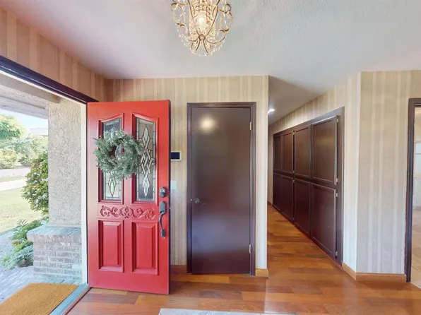 10190 Van Parker Ln, Galt, CA 95632