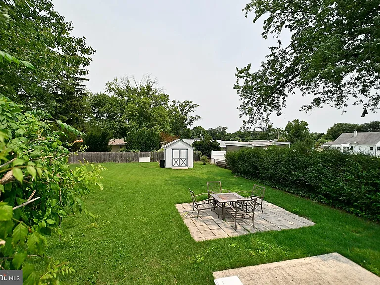 51 Macon Dr — Photo 26