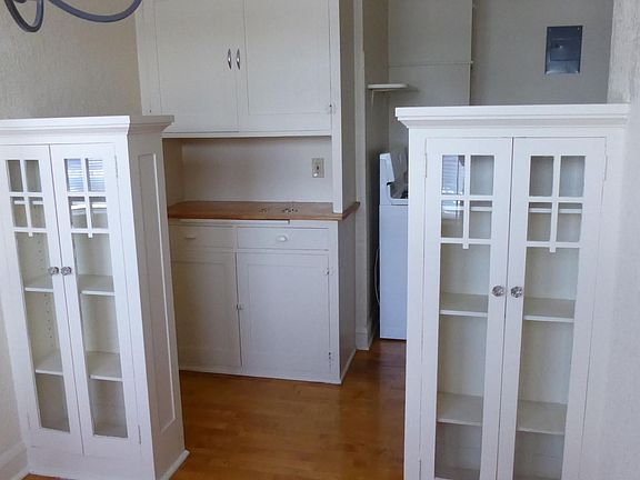 5th image of 2067 Dayton Ave #5