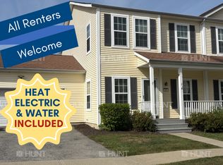 11 Sluga Dr, New Windsor, NY 12553