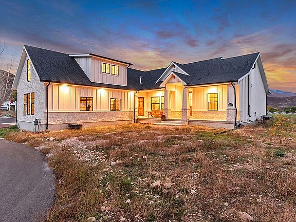 2nd image of 2995 W Timp Vista Cir