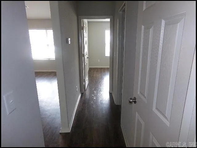 2424 Vivian Dr — Photo 10