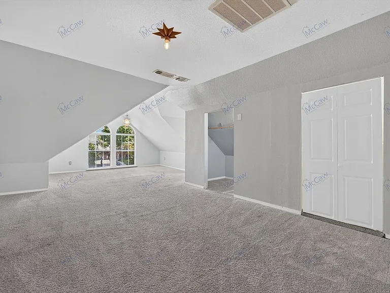 305 Brazil Dr — Photo 27