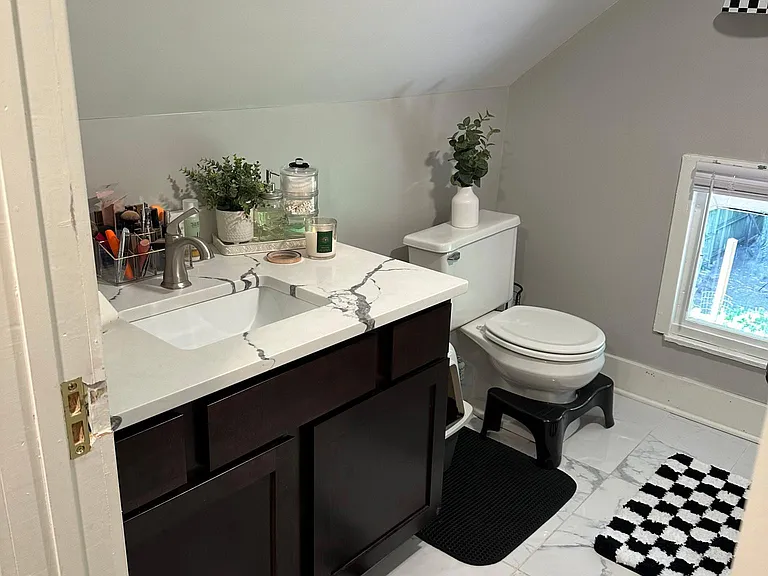 353 Freyling Pl SE — Photo 38