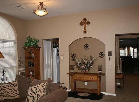 3rd image of 3732 Cottonwood Springs Dr