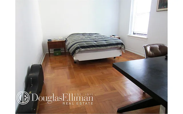 Rented by Douglas Elliman | media 28