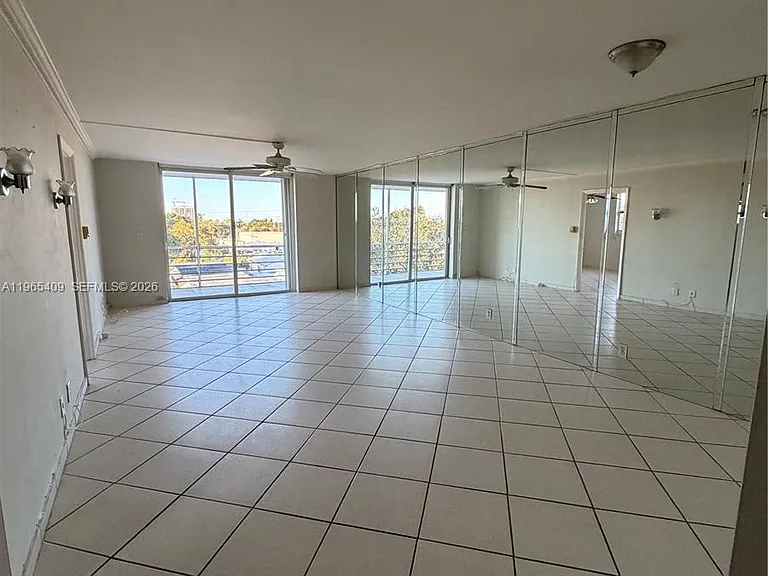 1830 Dixieanna St #406 — Photo 18