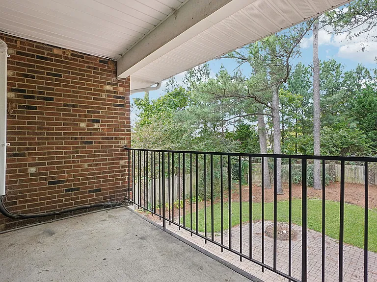 Holly Hill — Photo 20
