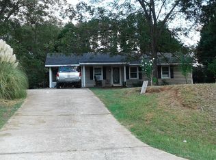 1141 Hanover Dr, Madison, GA 30650