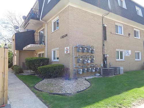 12026 S Kildare Ave #19 Photo 1 12026 S Kildare Ave #19 Photo 1
