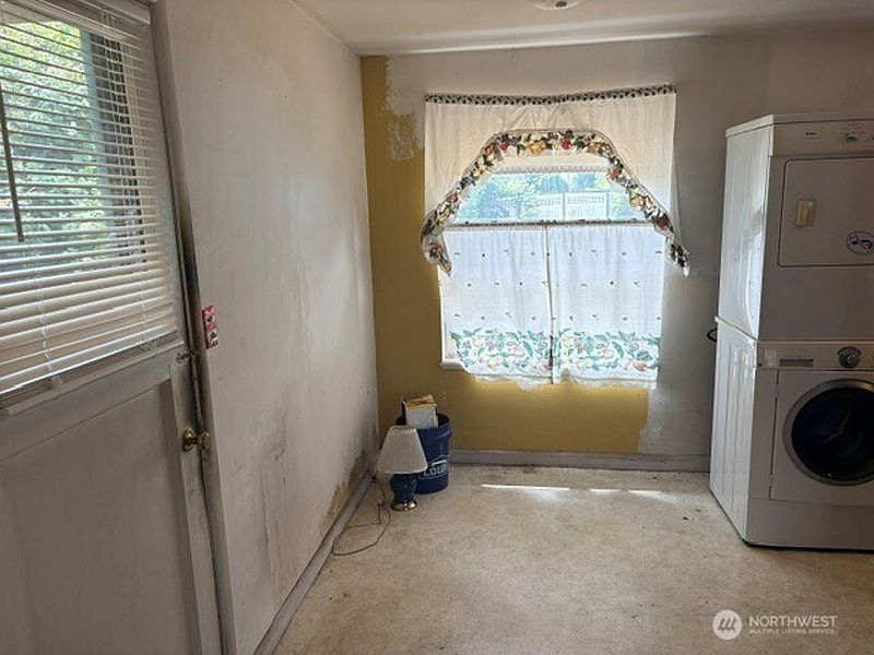 5th image of 741 N 128th Street