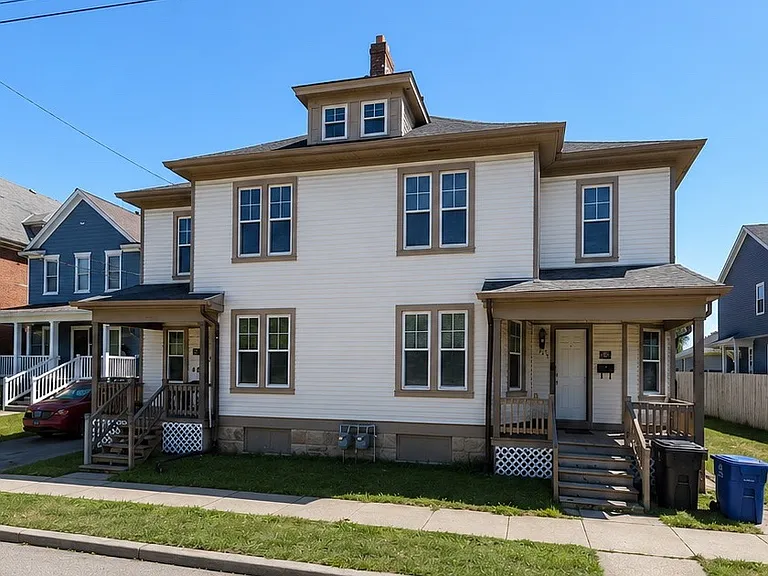 296 S Ohio Ave — Photo 1