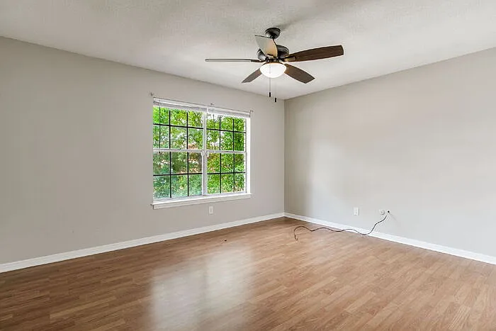 6240 Lanier Dr — Photo 25