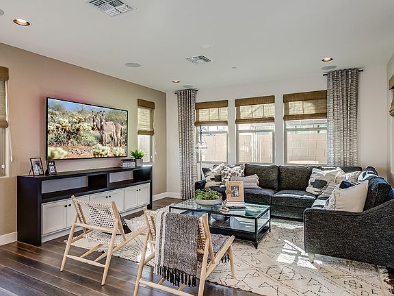 3rd image of 8251 E Impala Ave #4B4VF3