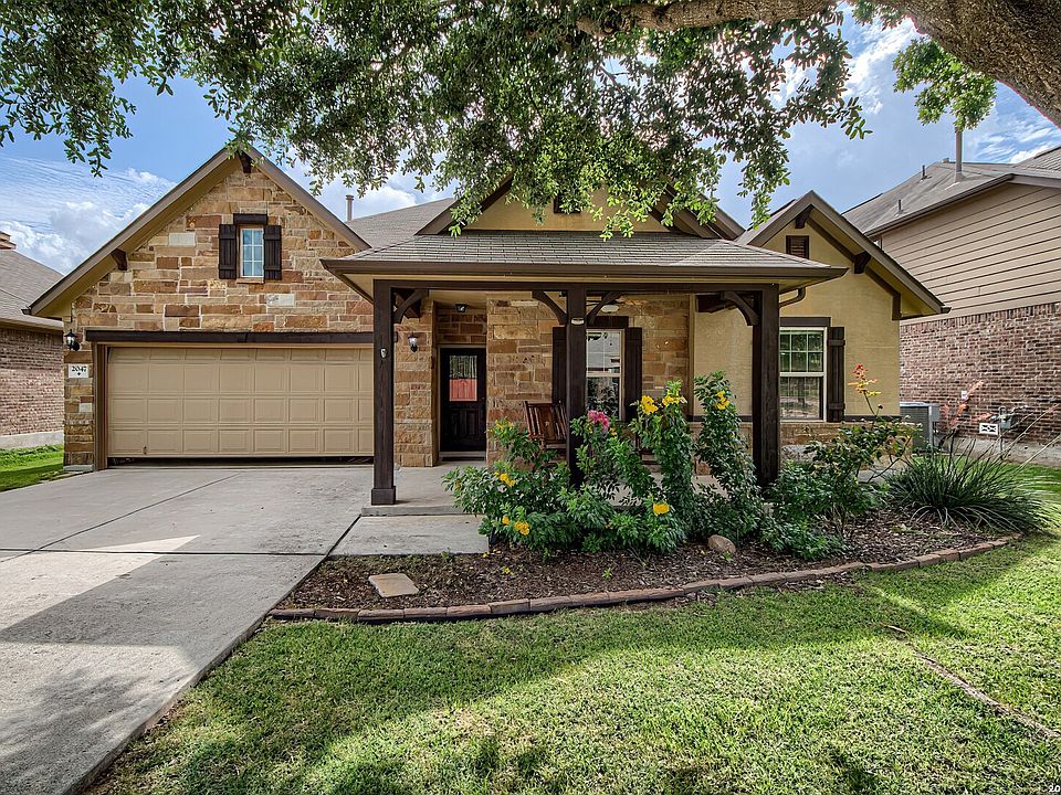 1st image of 2047 Pecan Bend