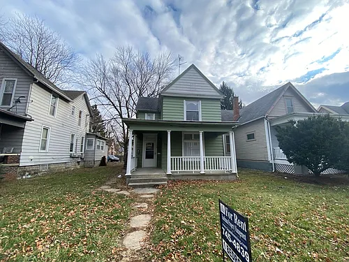 832 Columbia Ave Photo 1