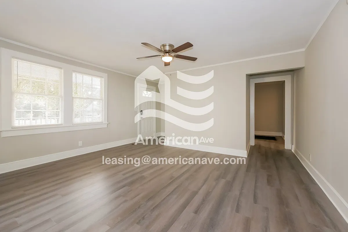1514024_002_wm_-_living_room_13311889.jpg - 4363 Forrest Rd