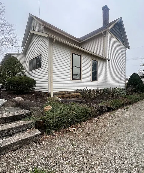389 W Liberty St #1 — Photo 6