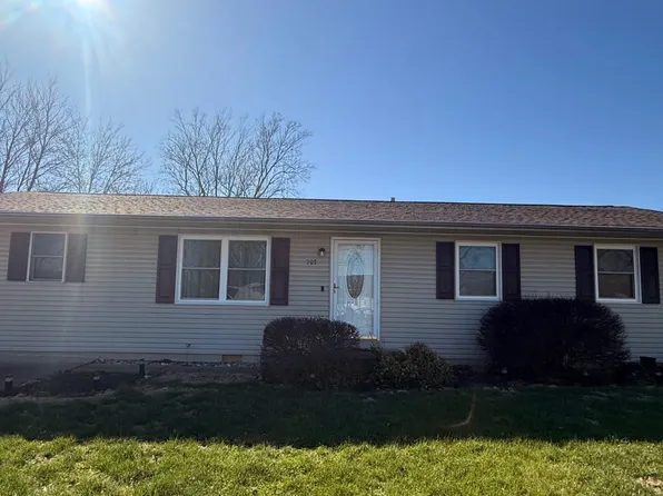 707 Kennedy St, Olney, IL 62450