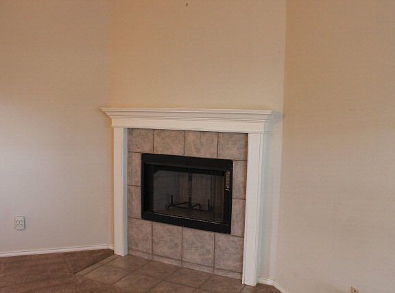 3rd image of 1702 Cordell Dr