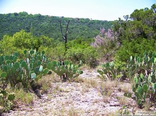 9856 Cash Mountain Rd, Helotes, TX 78023