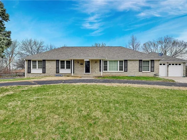 9200 E Linwood Blvd, Independence, MO 64052