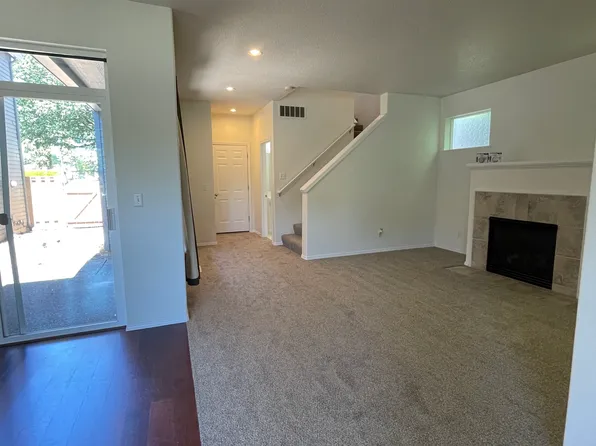 20773 SW Murphy Ln, Beaverton, OR 97078