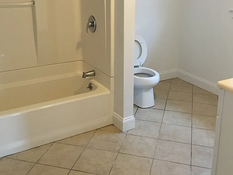 14 Iroquois St #2 — Photo 6
