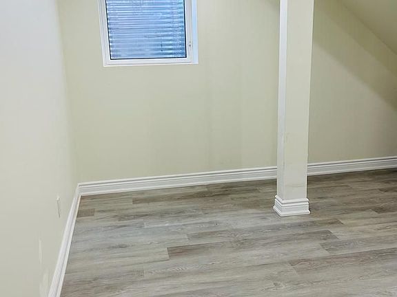 4th image of 35 Brixham Ln #Basement