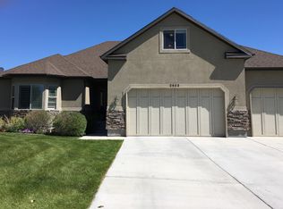 2582 W Mont Sur Dr, Riverton, UT 84065