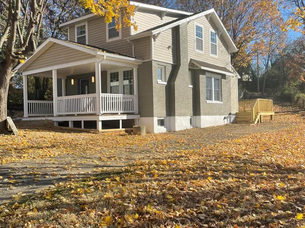 909 14th St NW, Roanoke, VA 24017