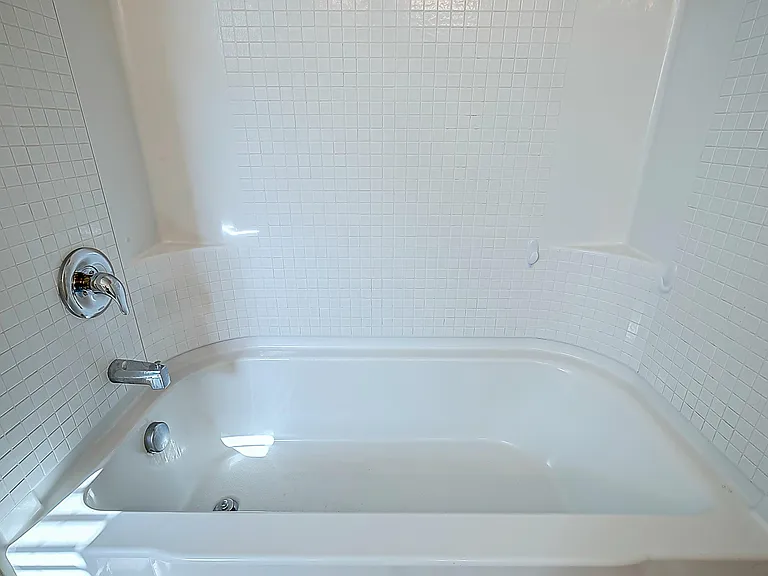 120 Abelia Dr — Photo 7