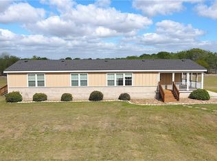 1118 Gin Rd, Port Lavaca, TX 77979