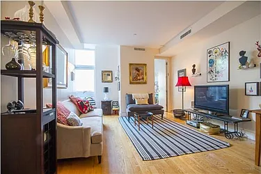 Rented by (Legacy) Elegran