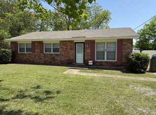 3211 Hackberry Ln, Montgomery, AL 36116