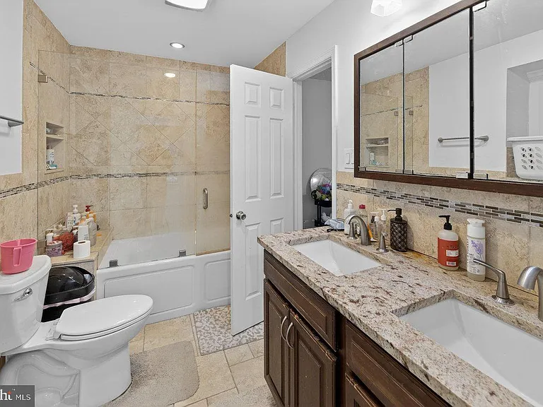 423 Cannon Ct #423 — Photo 15