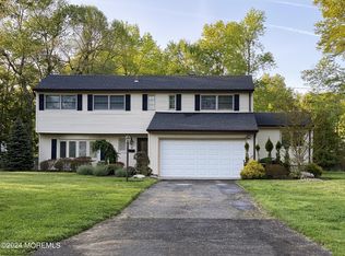 3 Southvale Ave, Little Silver, NJ 07739