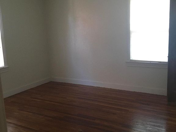 4th image of 1112 W 14th St