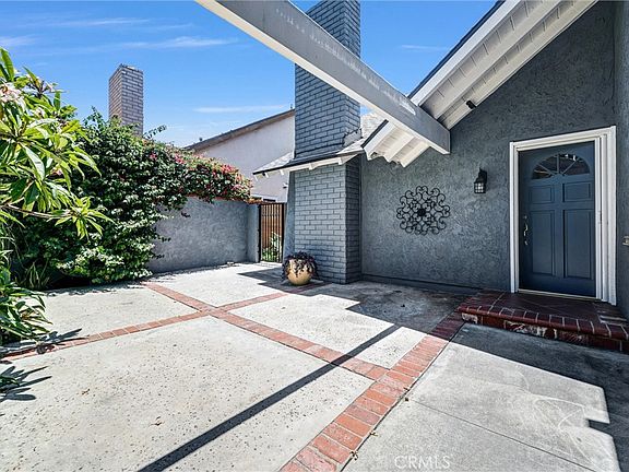 4th image of 6598 Reefton Ave
