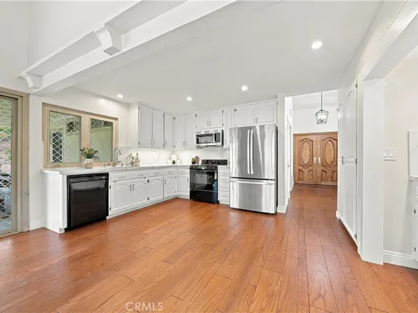 19701 Bluefield Plz, Yorba Linda, CA 92886