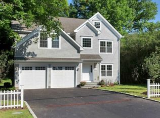 315 Bronson Rd, Fairfield, CT 06890