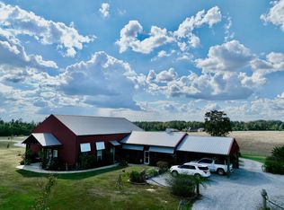 511 Cold Springs Rd, Collins, MS 39428